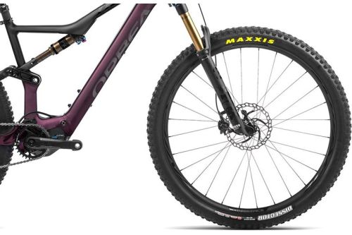 Rower elektryczny górski E-MTB Orbea Rise H10 Kashima w 100% gotowy