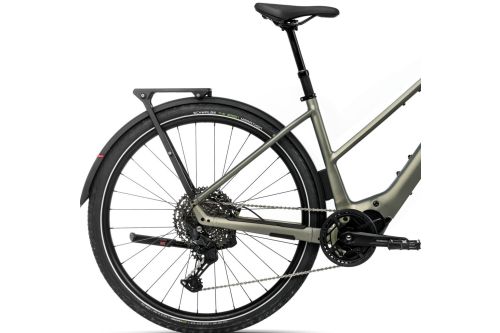 Rower elektryczny miejski trekkingowy miejski do jazdy na wycieczki po mieście po szutrach drogach polnych Orbea KEMEN TOUR 10 MID 20mph 11