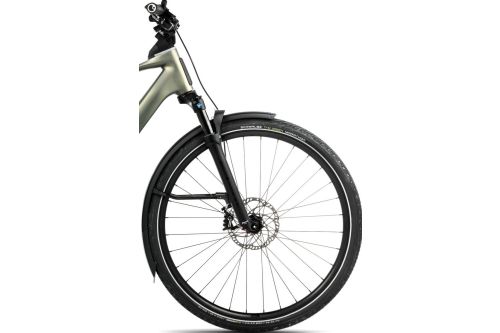 Rower elektryczny miejski trekkingowy miejski do jazdy na wycieczki po mieście po szutrach drogach polnych Orbea KEMEN TOUR 10 20mph 10