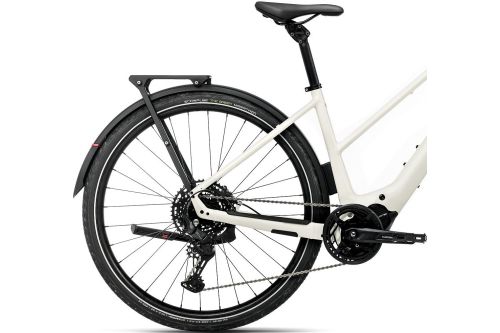 Rower elektryczny miejski trekkingowy miejski do jazdy na wycieczki po mieście po szutrach drogach polnych Orbea KEMEN TOUR 20 MID 28mph 7