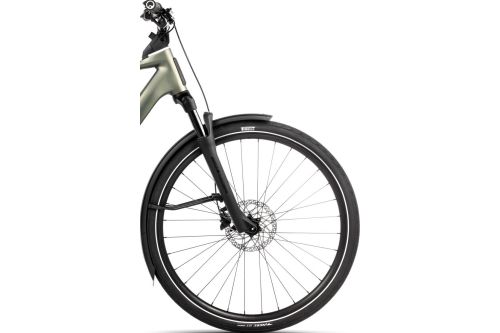Rower elektryczny miejski trekkingowy miejski do jazdy na wycieczki po mieście po szutrach drogach polnych Orbea KEMEN TOUR 30 20mph 10