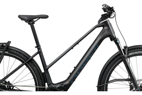Rower elektryczny miejski turystyczny do jazdy do pracy na działkę po mieście Orbea KEMEN ADV 30 MID 28mph 4