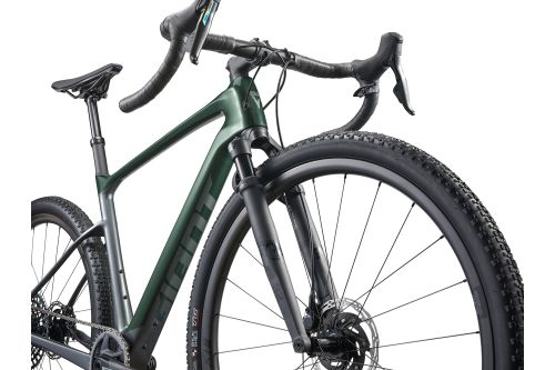 Giant Revolt X Advanced Pro 0 rower gravel 3