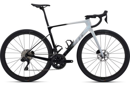 Rower-szosowy-endurance-Giant-Defy-Advanced-Pro-1-2
