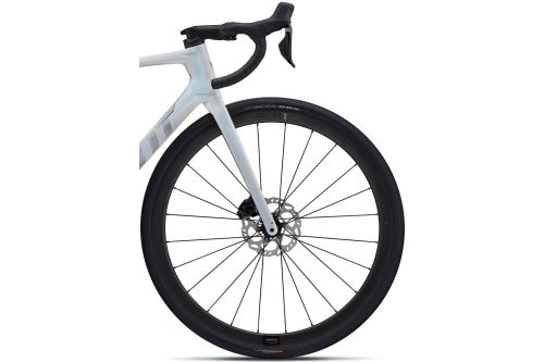 Rower-szosowy-endurance-Giant-Defy-Advanced-Pro-1-3
